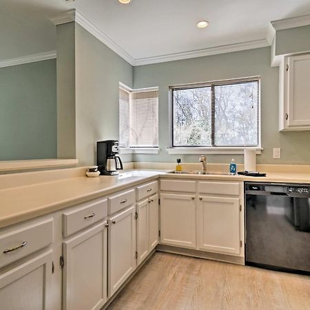 Updated Hilton Head Condo Balcony, Walk To Beach Hilton Head Island Eksteriør billede
